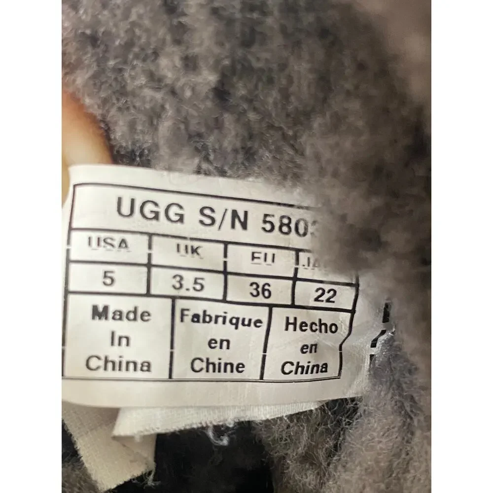 UGG Australia Bailey Button Gray Sheepskin Shearling Pull-On Ankle Boots US 5